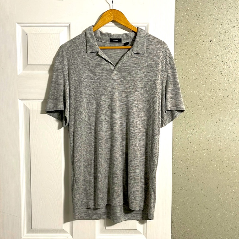 Men’s Theory polo never worn XL